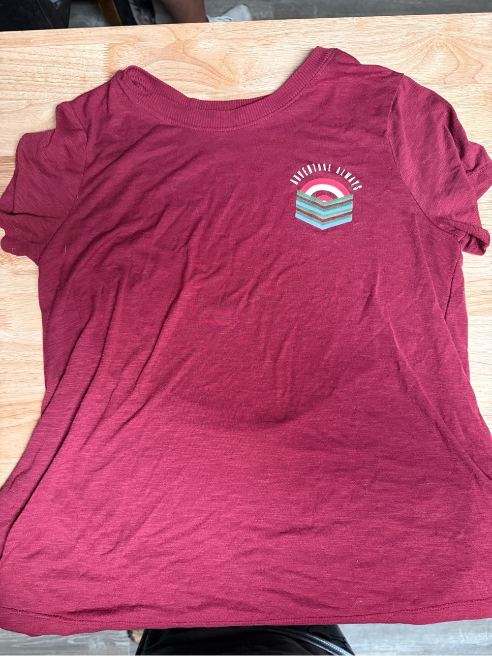 Old Navy Maroon Short Sleeve Graphic Tee